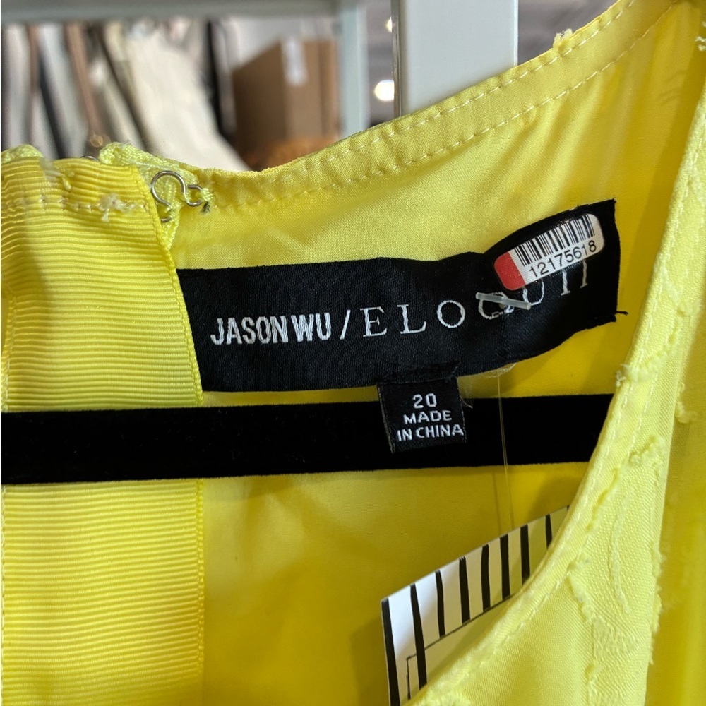 Jason Wu X Eloquii Pleated Detail Midi Dress Yell… - image 5